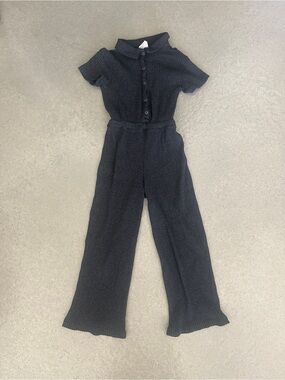 Zara Girls Dark Gray Ribbed Short-Sleeve Jumpsuit — size 8